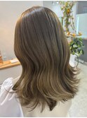 桑名ロングレイヤーカットハッシュカット透明感カラー重めロング