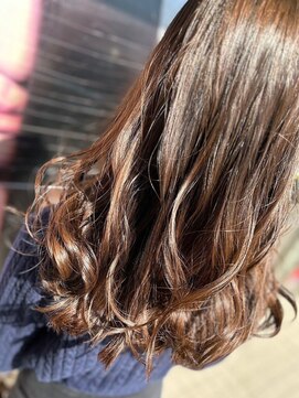 トゥルートラスト 和戸店(True Trust) おしゃれな大人のベージュカラー ブラウンベージュ