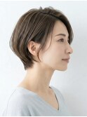 【小顔×上品】大人女性に贈る耳掛けショートレイヤー