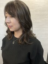リア(Lia) 20代30代40代50代大人女性白髪ぼかし