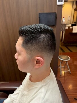 ケースタイル ヘアスタジオ 神保町店(K STYLE HAIR STUDIO) フェード/バーバースタイル/刈上げ/束感ショート/震災刈り