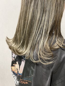 アンダーグラウンド(_ground) アッシュグレー