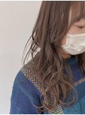 ミルクティーベージュ