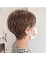 ハク(haku.)&nbsp;くびれショート　ツーブロ女子