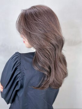 アイティーバイアルバム 下北沢店(IT by ALBUM) ワンホンヘア_アースカラーくびれヘアツートンカラー_ba371382