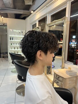 アイズ 海老名(AIZU) スパイラルパーマ 波巻きパーマ メンズパーマ