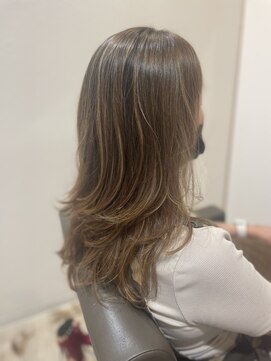 ヴィヴァーチェ 摂津本山(Vivace+) 艶髪レイヤーロング