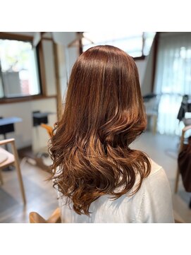 バスク(BASK.) 似合わせカット/大きめカール/ナチュラルブラウン