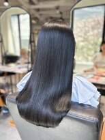 ミント バイ フォルテ(mint by FORTE)&nbsp;デザインカラー/レイヤーカット/ウェットヘア/オリーブベージュ