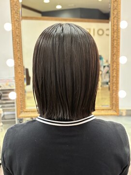 コワファースト 大分(COIFF1RST) ぱつっとボブ