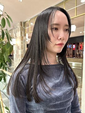 ピークアブー アヴェダ アトレ恵比寿(PEEK-A-BOO AVEDA) 顔まわりレイヤー／シャギー／2wayバング