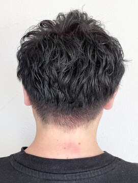 トイロ(toiro*) メンズパーマ