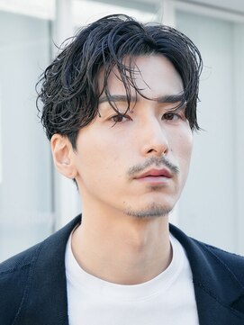 バイフィフス 原宿/表参道(by fifth) シャドウパーマスパイラルパーマセンターパート大人メンズヘア