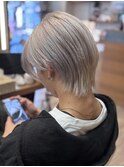 パールホワイト