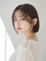 ラベストオイケ(LOVEST OIKE)&nbsp;【LOVESTOIKE】透け感グレージュ × タイトミニボブ