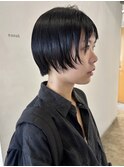 軽めショートボブ