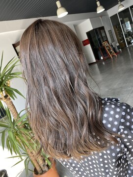 ラヴィボーテ エスト lavie BEAUTE est ☆cure beige☆