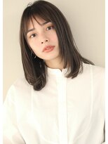 サーカス バイ ビュートリアム 青山(CIRCUS by BEAUTRIUM)&nbsp;ストレート　手入れ簡単　ミディアム　ミディアムヘア