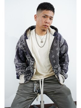 ワンワンオー バーバーショップ コンチネンタル(@110 BARBER SHOP continental) FADEカット