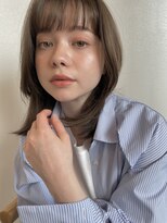 イミ(imi)&nbsp;グレージュカラー/韓国風レイヤー/小顔カット/韓国風パーマ