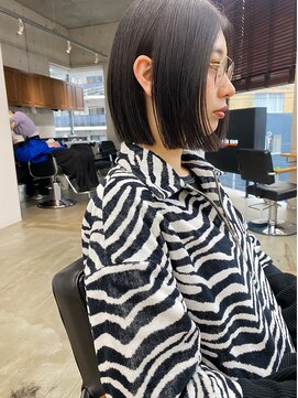サン(son) 切りっぱなしボブ