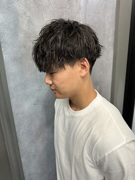 グラフィーサッポロ(Graphy sapporo) 10代　20代　メンズヘア　ツイスパ　マッシュ　刈り上げ