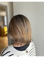 プレイ(pLAy)&nbsp;ハイライト×イヤリングカラーボブヘア