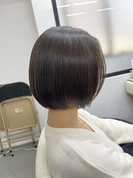 ヘアーアートシフォン 池袋西口店(Hair art chiffon) ミディアムレイヤー/似合わせカット/ダークアッシュ/白髪染め