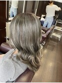 シルバーグレージュ×ハイライト