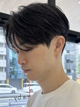 カルム(kalm) メンズセンターパート毛流れセンターパートニュアンスパーマ襟足