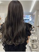 コントラストハイライトグレージュケアブリーチ