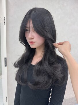 ダークグレージュ