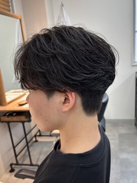 シーフ 千葉(Cyf) フェザーパーマセンターパート毛流れパーマ千葉駅保立大翔