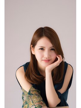 ヘアサロン グラッツィエ(Hair Salon GRAZIE) イエローゴールドミディアム