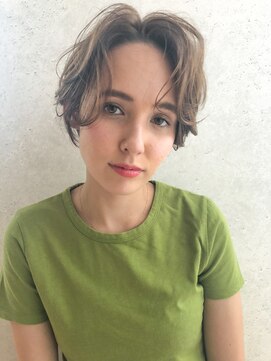 ケイト(kate) 【Taylor大宮】センターパートショート×オリーブベージュ