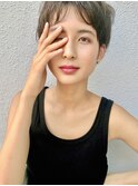 ジェンダーレス　大人＋モードショートボブ