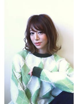 スピガ(SPIGA) 切りっぱなし外はねボブ