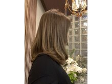 ラグジュアリーサロン グリッター(Luxury salon glitter)