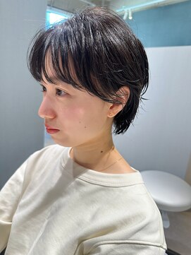 アム(amu) マッシュショート/丸みショート/耳掛けショート/黒髪ショート
