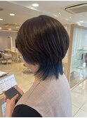 大人ショートカット/インナカラーブルー