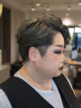 ケーオーエスビューティー(K O S beauty) ハンサムツーブロックショート！