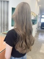ポール(pole)&nbsp;札幌韓国ヘア　ミルクティベージュレイヤーカット