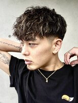 インフィニス 恵比寿(Infinis)&nbsp;スペインカールフェード刈り上げメンズカットツイスパパーマ