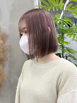ギークス(GEEKS) GEEKS渋谷】初ブリーチ/ピンクベージュ/小顔/切りっぱなしボブ