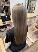 モーブベージュ