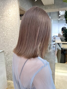 サンク 原宿 表参道(cinq) マロンベージュヘーゼルベージュカラー顔周りレイヤーカット原宿