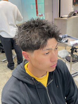 ザデイ カットアンドカルチャーショップ(THE DAY CUT&CULTURE SHOP) スパイキーショート