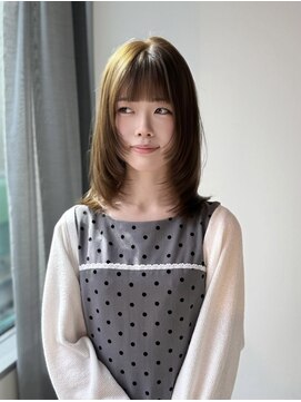 ベイリコルド(Bei Licoldo.) レイヤーカット+オリーブベージュ