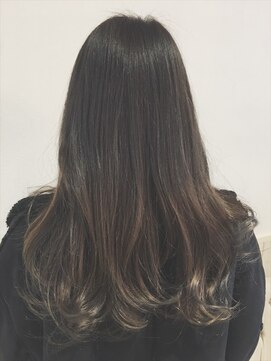 ネオリーブエム(Neolive em;) neolive em ダークトーングラデーション☆