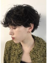 ナヌーク シブヤ(nanuk shibuya) 地毛風カラーとくせ毛風パーマ。伸ばしかけショートへあ。